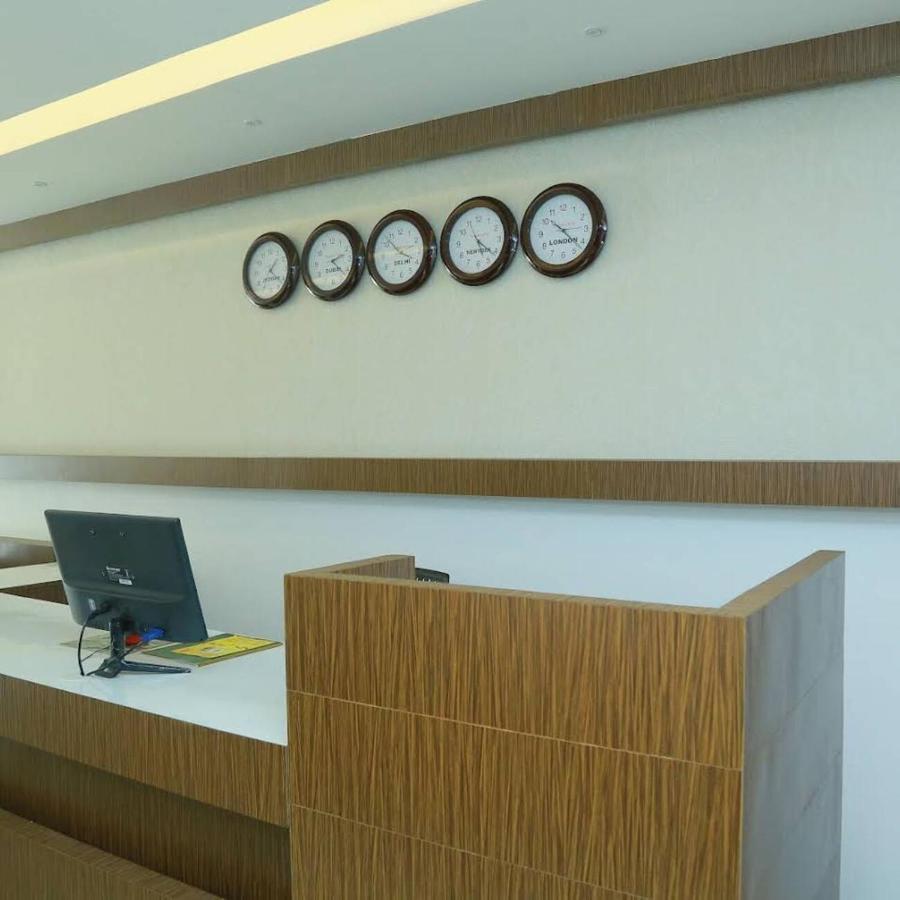 Redbell Suites Malapuram Malappuram Buitenkant foto