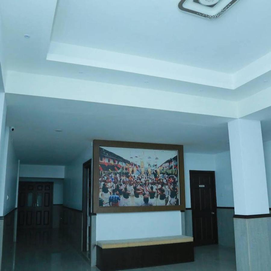 Redbell Suites Malapuram Malappuram Buitenkant foto